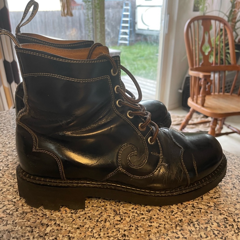Fluevog Derby Swirls Sz 9